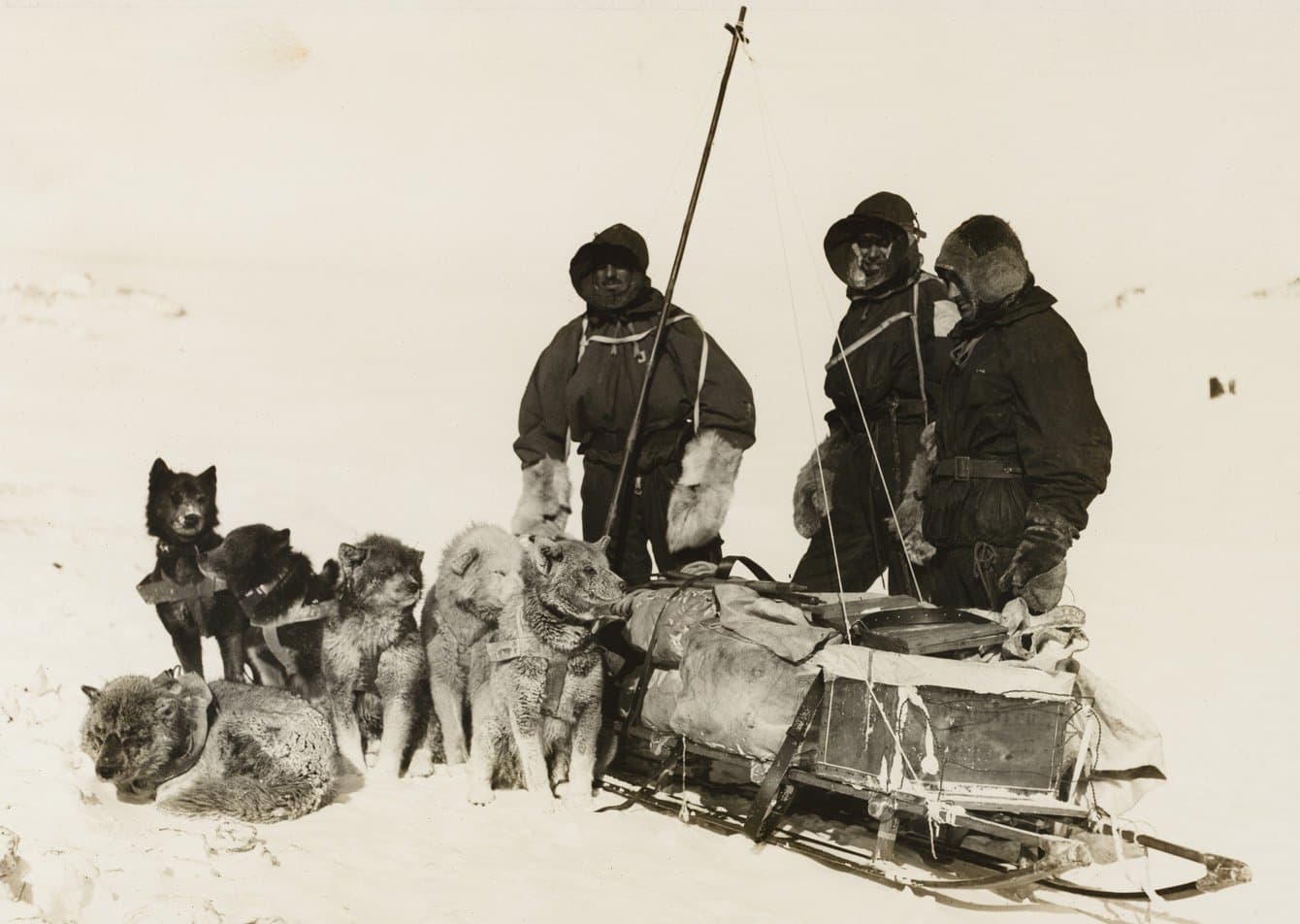 Sir Douglas Mawsom's Marvelous Views of the Frozen South